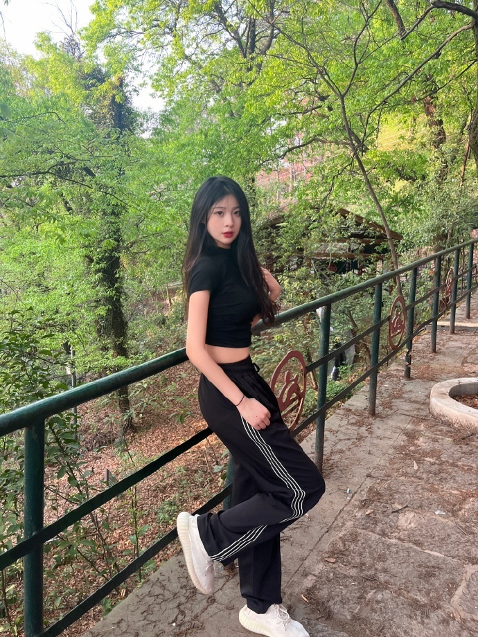 走走停停 封面
