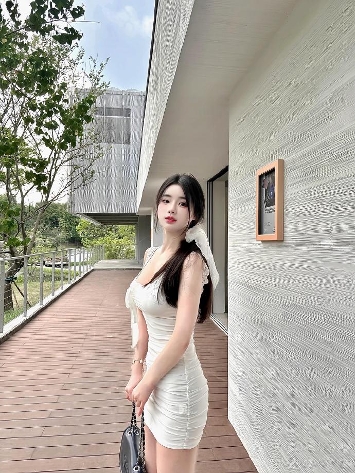 HBO新剧巧妙讽刺美卫生部长，疫苗争议成焦点